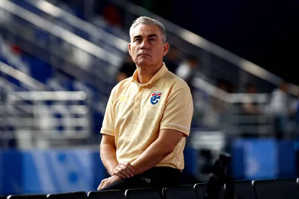 HLV Miguel Rodrigo yêu cầu tuyển Thái Lan "cháy hết mình" trước Brazil. Ảnh:Getty HLV Miguel Rodrigo yêu cầu tuyển Thái Lan 'cháy hết mình' trước Brazil. Ảnh:Getty