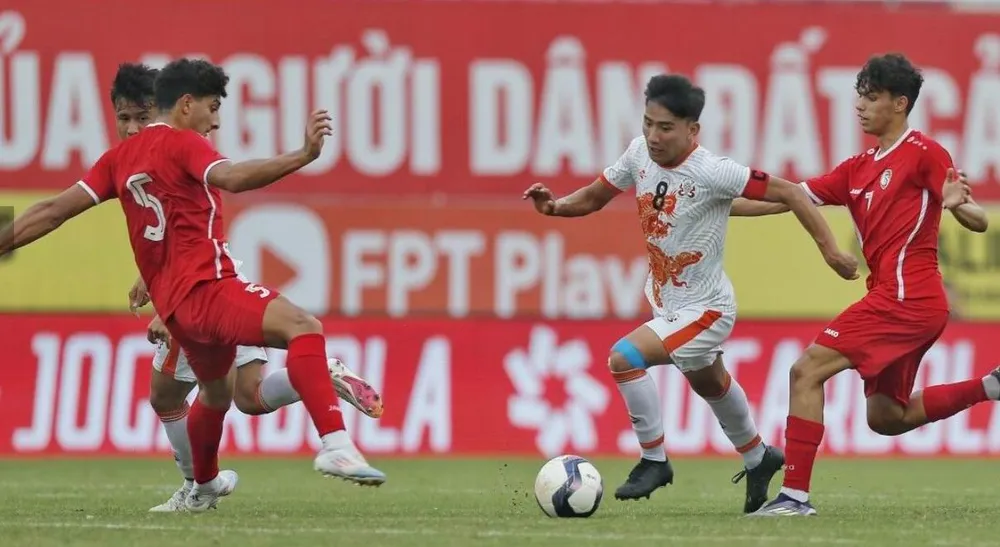 Syria bất ngờ chỉ thắng Bhutan đúng 1-0. Ảnh: CTP Vong-loai-U-20-chau-A-Syria.jpg
