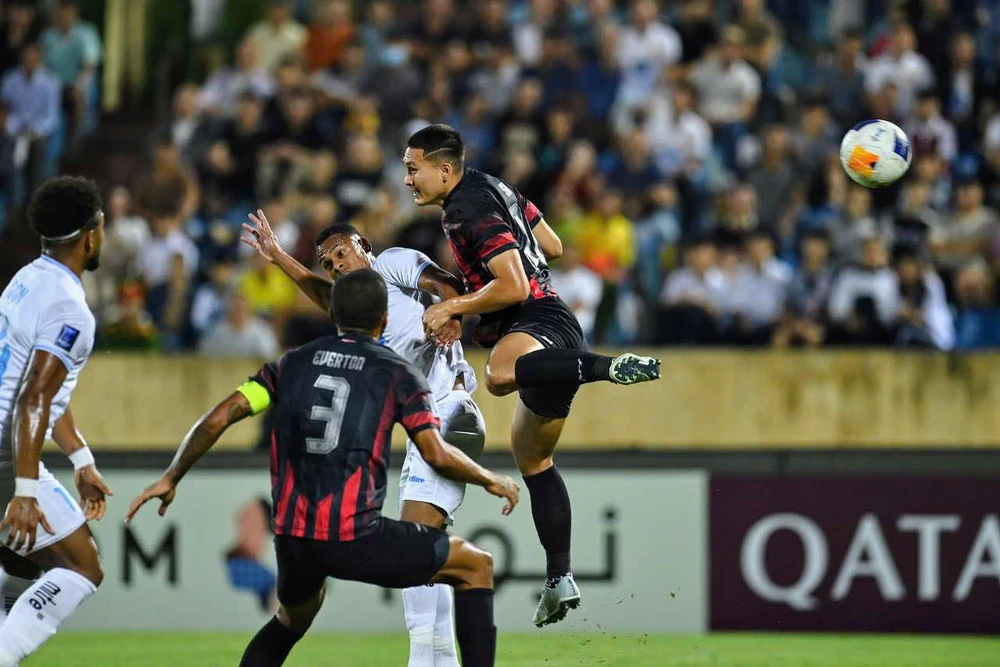 AFC-Champions-League 2-Nam-Dinh-Bangkok-1.jpg