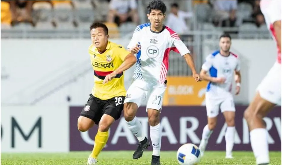 Tại Hong Kong, Bangkok Utd (trắng) thắng chủ là Lee Man 1-0. Ảnh: CTP TX- Nam-Dinh-vong-3-Bangkok.jpg