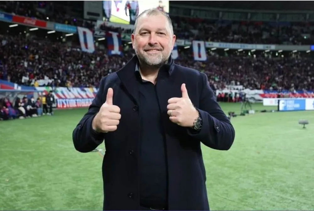 HLV Peter Sklamovski sẽ thách thức HLV Kim Sang-sik của tuyển Việt Nam trong việc tranh tấm vé duy nhất bảng F đi Asian Cup 2027. Ảnh: AFC