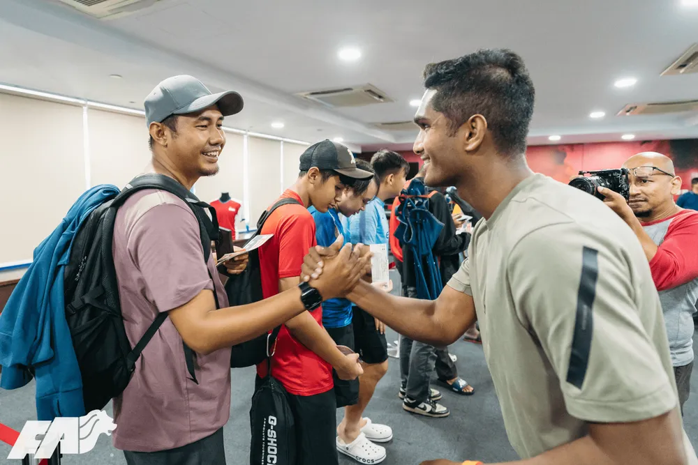 Singapore- to -chuc-2.png