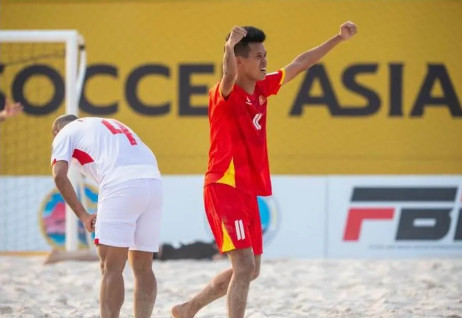 Tuyen- Viet- Nam- bat-ngo-2.jpg