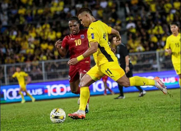 Rasid Safawi của đội tuyển Malaysia không còn bén nhọn như 4,5 năm về trước. Ảnh: M.M Doi- tuyen- Malaysia-2.jpg