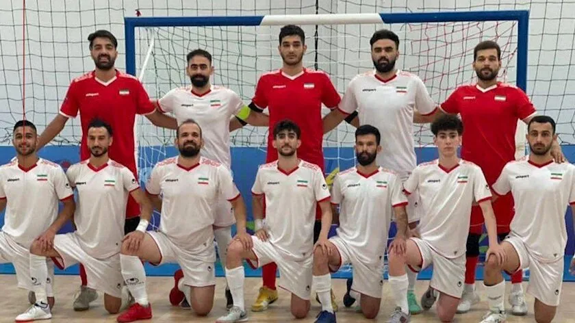 Doi- tuyen- futsal- Iran.jpg
