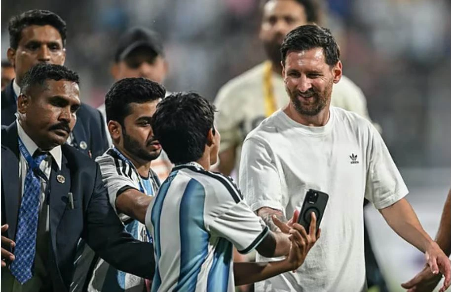 Chuyen- tham- An- Do-Messi-5.jpg