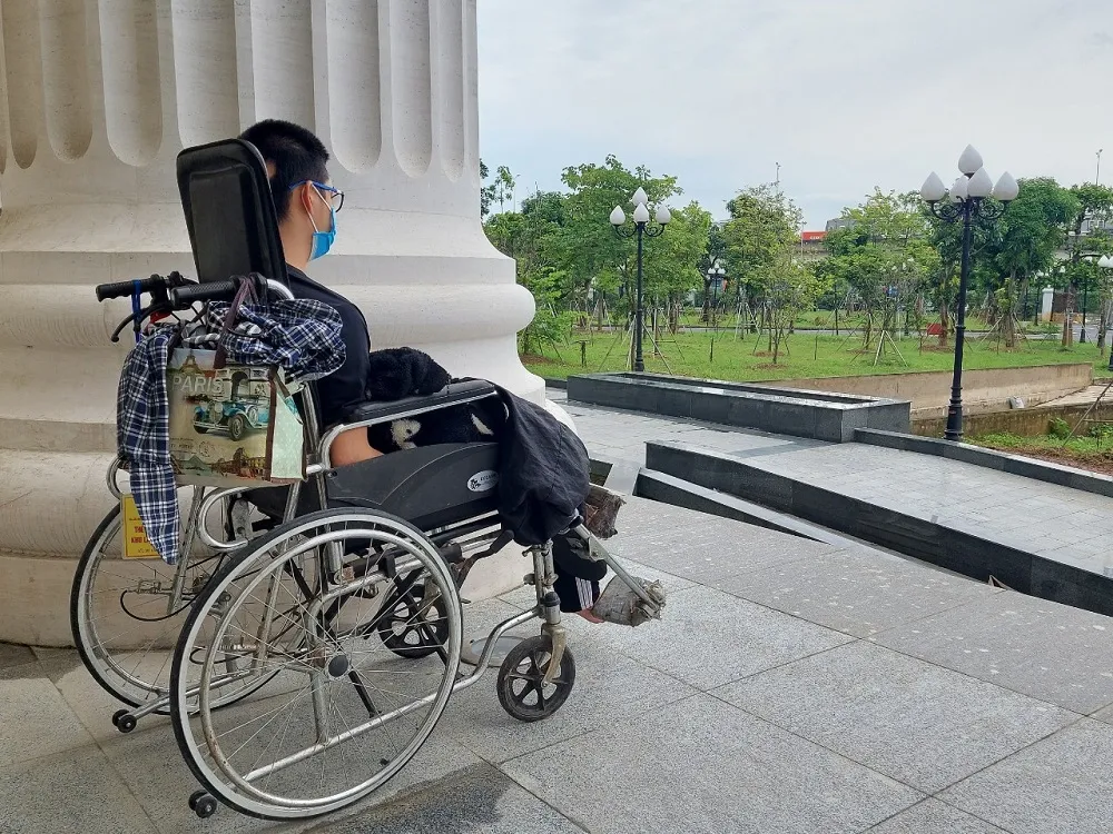 Bị đâm bằng tua vít, nạn nhân tổn hại 91% sức khỏe. Ảnh: CTV Bị đâm bằng tua vít, nạn nhân tổn hại 91% sức khỏe. Ảnh: CTV