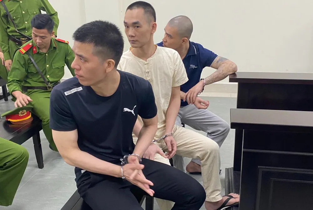 Các bị cáo tại phiên tòa. Ảnh: CTV