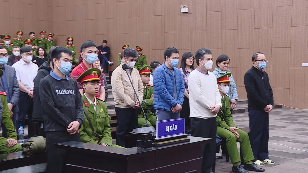 Việt Á các bị cáo.jpg