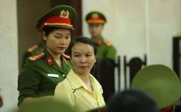 Bị cáo Trần Thị Hiền, mẹ nữ sinh giao gà bị sát hại. Ảnh: CTV Nữ sinh giao gà.jpg
