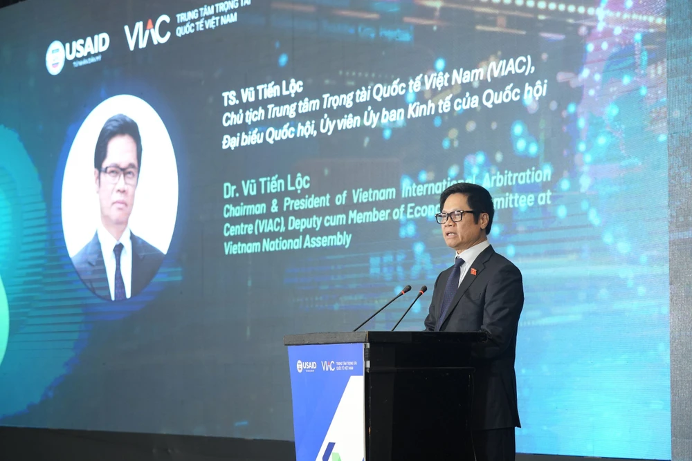 Ông Vũ Tiến Lộc, Chủ tịch Trung tâm Trọng tài Quốc tế Việt Nam phát Tranh chấp xuyên biên giới