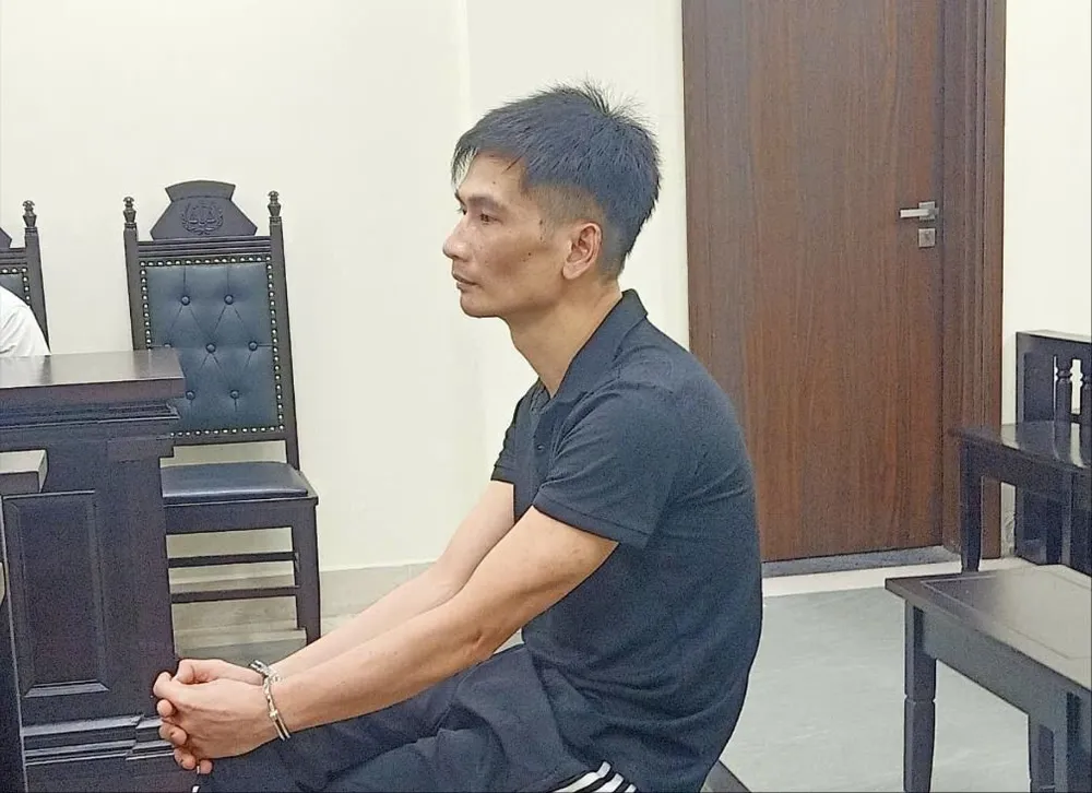 cựu công an giảng viên.jpg