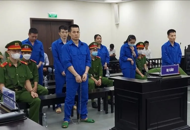 Tháng 5-2023, Hương “Mẩu” lãnh án chung thân. Ảnh: XA đường dây ma túy Hương Mẩu.jpg