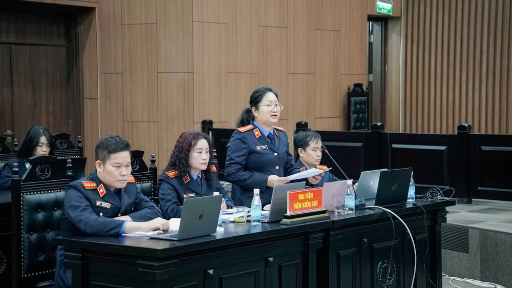 Đại diện VKS tại phiên tòa. Ảnh: M.Hùng Nguyễn Thị Thanh Nhàn VKS.jpg