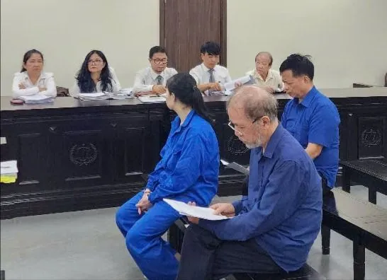 tạm giam 13 năm.jpg