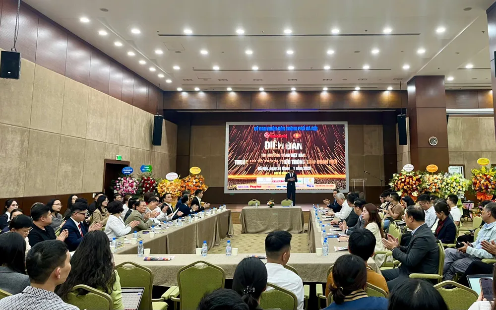 Thị trường vàng.jpg