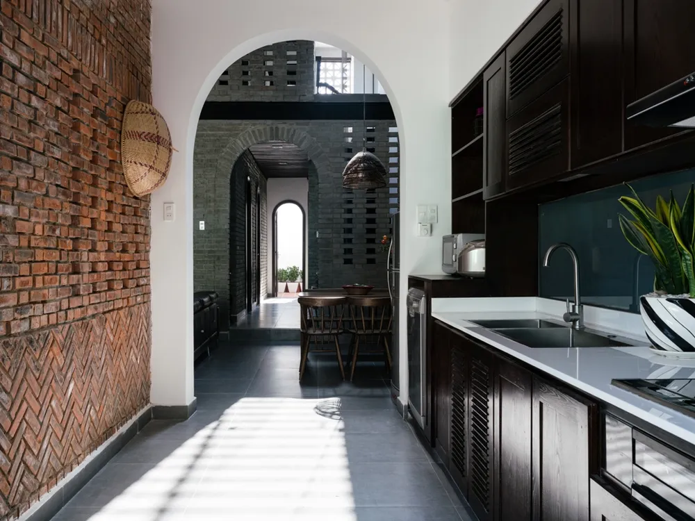 ngoi-nha-khong-gian-chung-hut-hon11