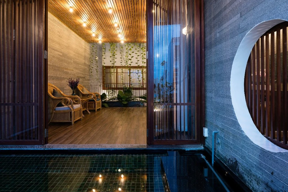 ngoi-nha-tich-hop-van-phong8