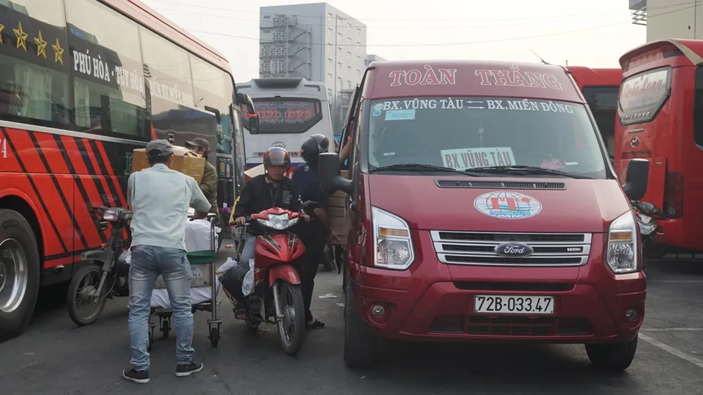 ben-xe-mien-dong-ket6