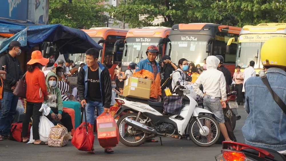 ben-xe-mien-dong-ket7