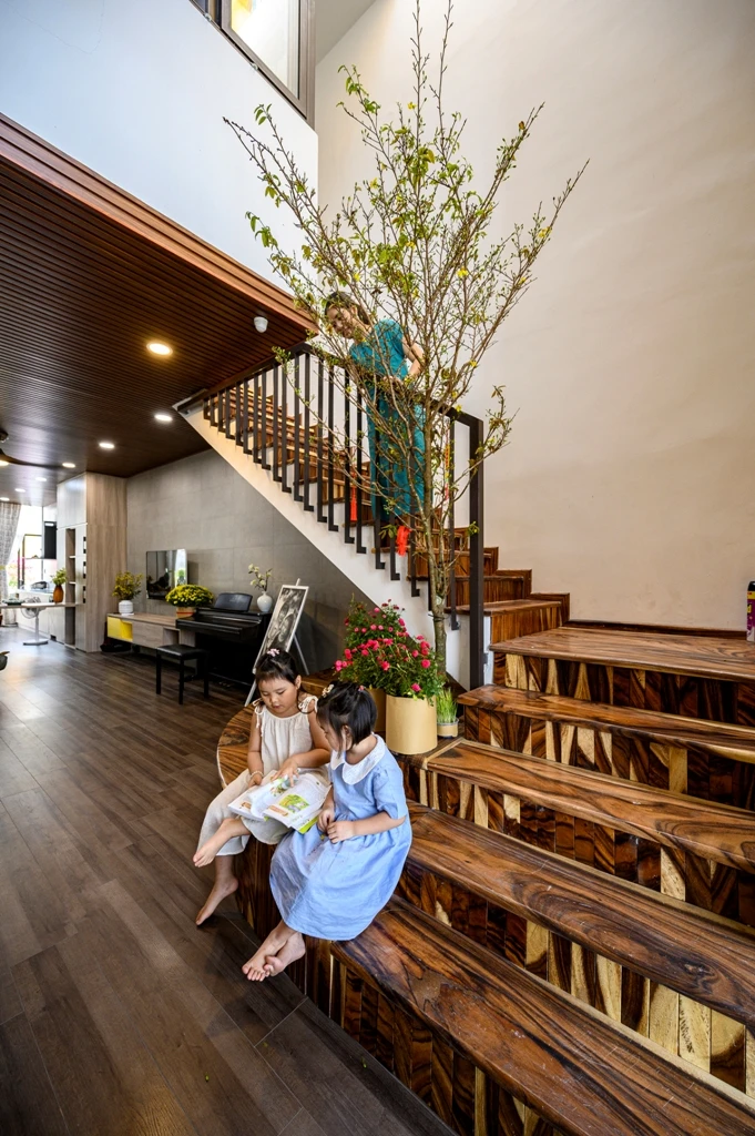 nha-o-tich-hop-van-phong-5