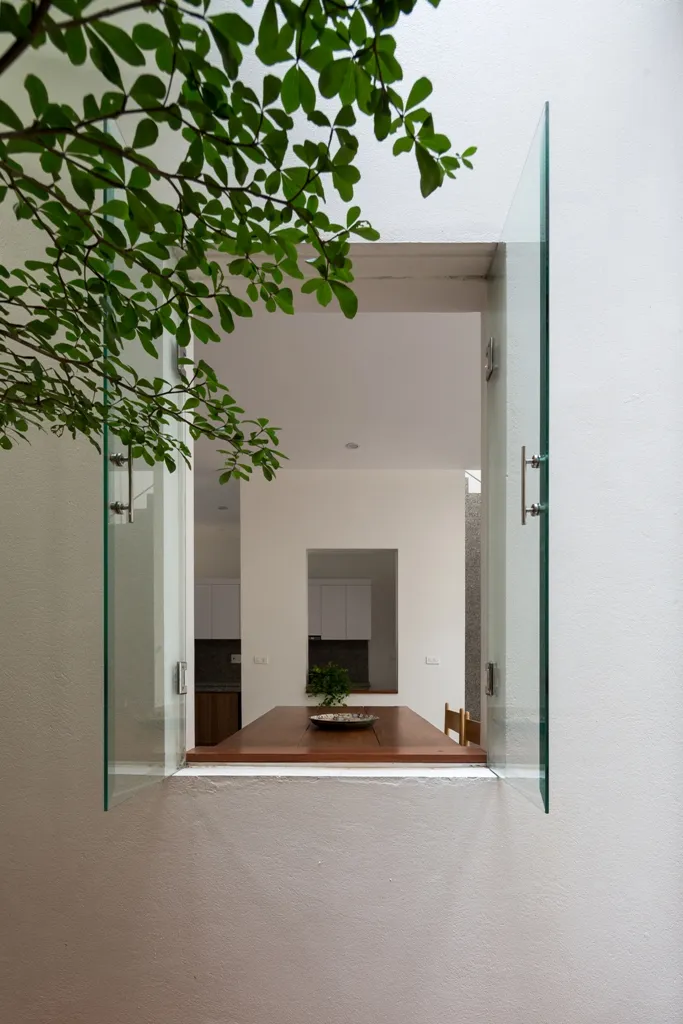 T-house-khoang-trong-tinh-lang-13