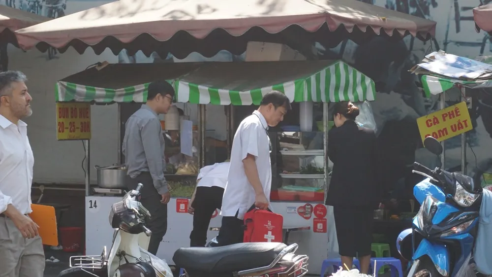 pho-hang-rong-nguyen-van-chiem-4