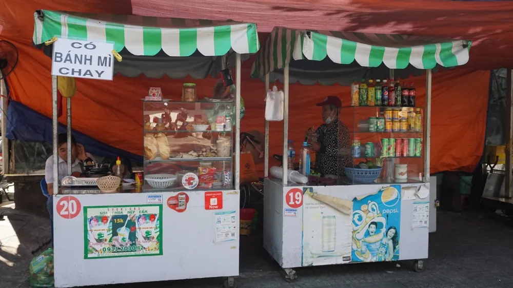 pho-hang-rong-nguyen-van-chiem-6