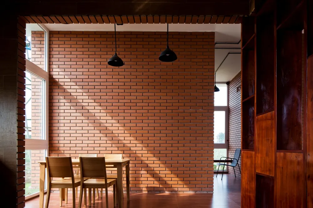 ngan-nong-nha-gach-nung-11