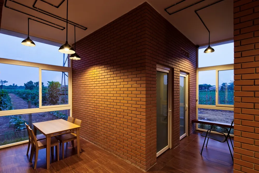 ngan-nong-nha-gach-nung-12