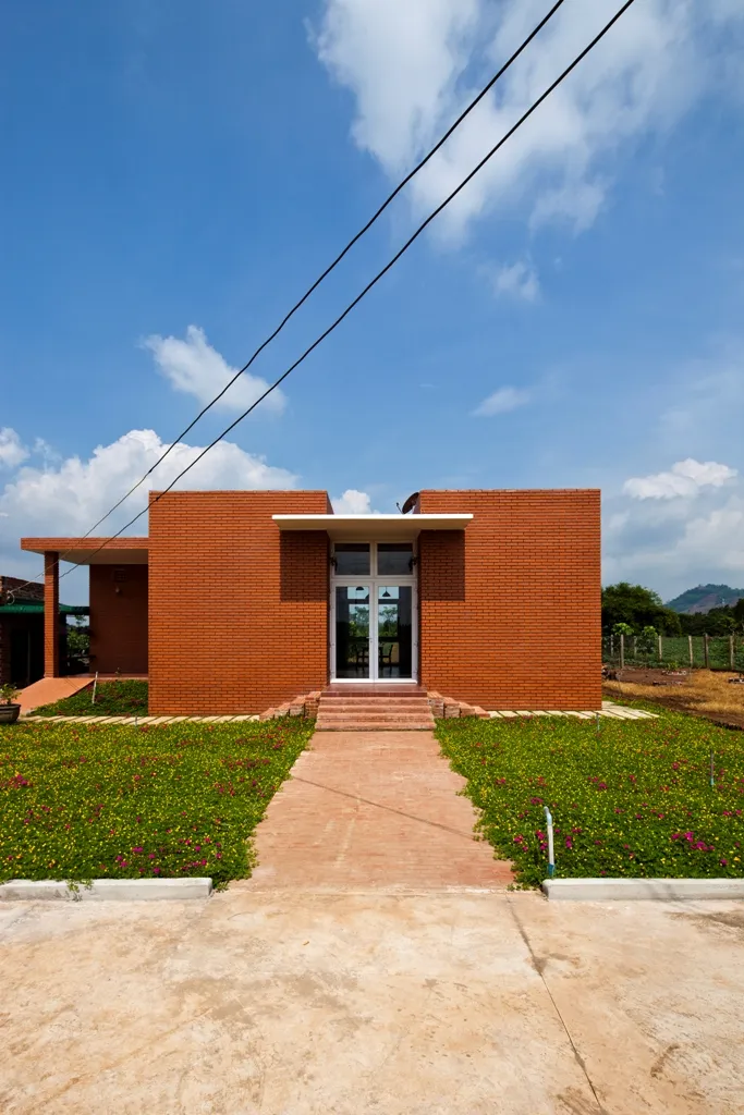 ngan-nong-nha-gach-nung-3