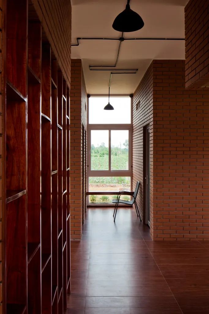 ngan-nong-nha-gach-nung-9