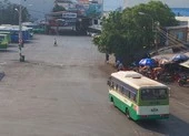 TP.HCM: Hai bến xe lớn thưa vắng trong ngày đầu hạn chế đi lại