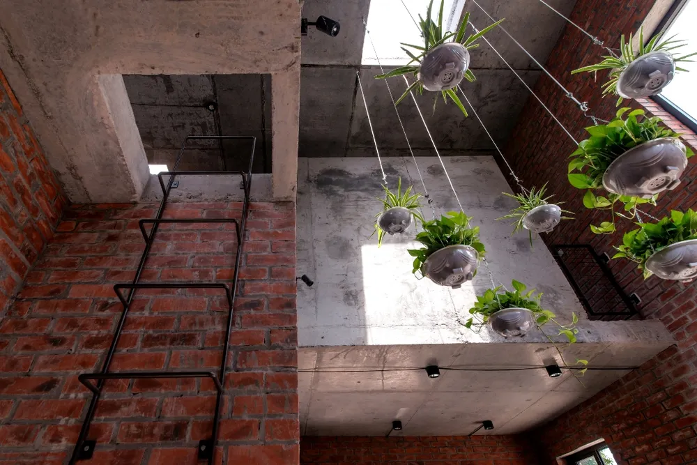 nha-o-phu-hop-vung-de-bi-ton-thuong-11