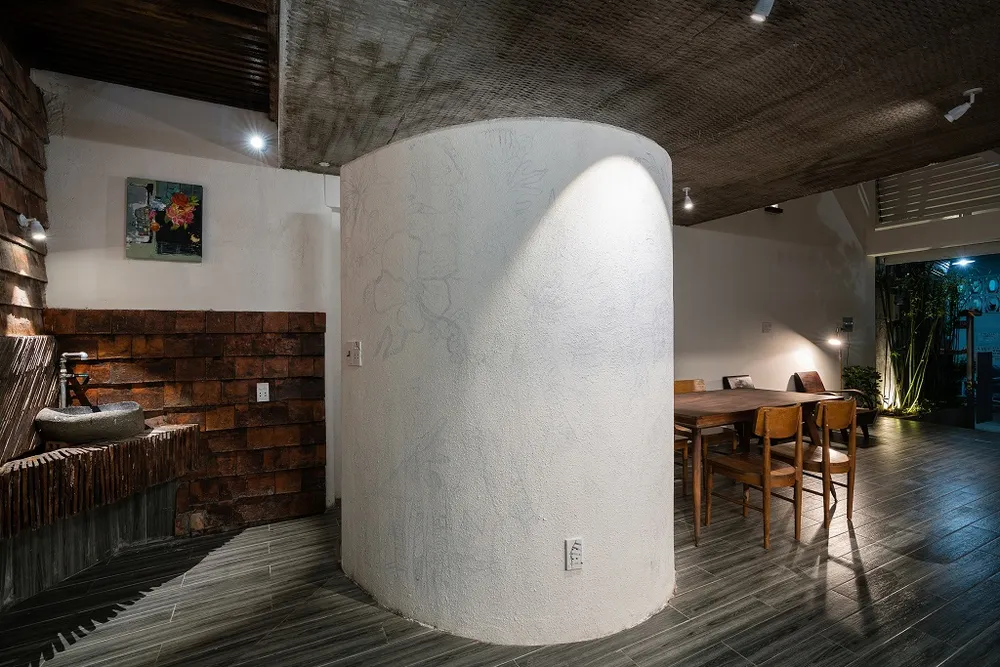 ngoi-nha-ket-hop-truyen-thong-hien-dai-15