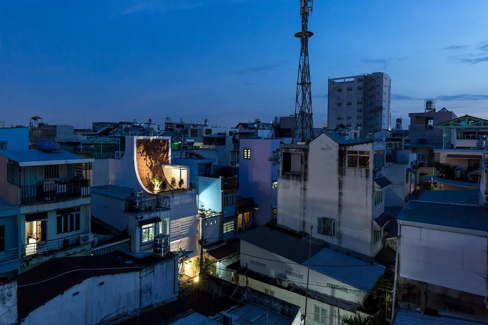 ngoi-nha-ket-hop-truyen-thong-hien-dai-2