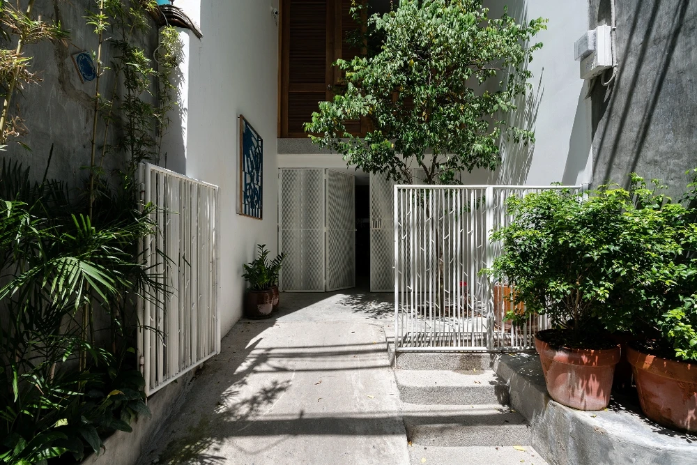 ngoi-nha-co-khong-gian-chong-lop-3