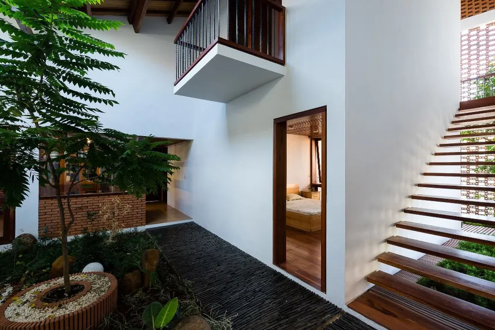 thiet-ke-vuon-trong-nha-doc-dao-11