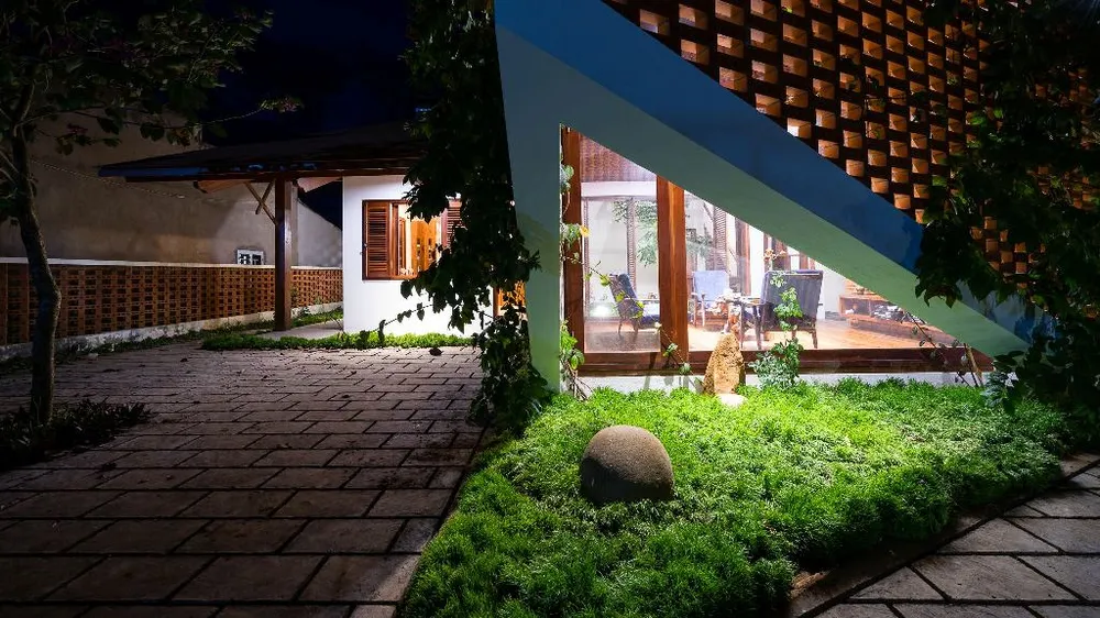 thiet-ke-vuon-trong-nha-doc-dao-4