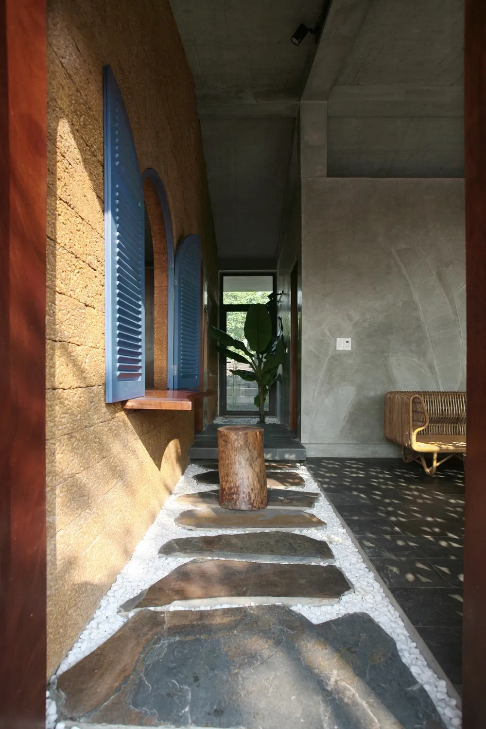 ngoi-nha-truyen-thong-hien-dai-12