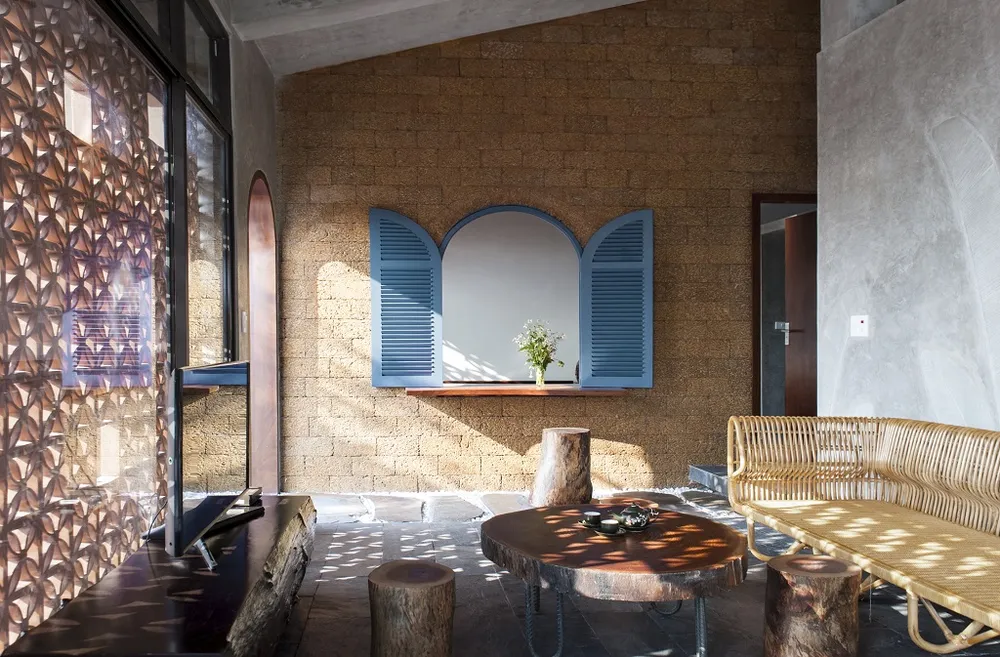 ngoi-nha-truyen-thong-hien-dai-13ngoi-nha-truyen-thong-hien-dai-1