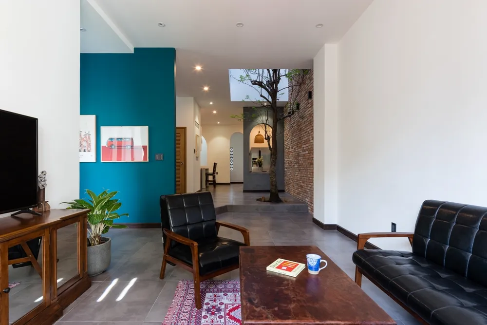 ngoi-nha-danh-cho-con-gai-ruou-10