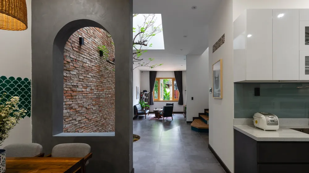 ngoi-nha-danh-cho-con-gai-ruou-13