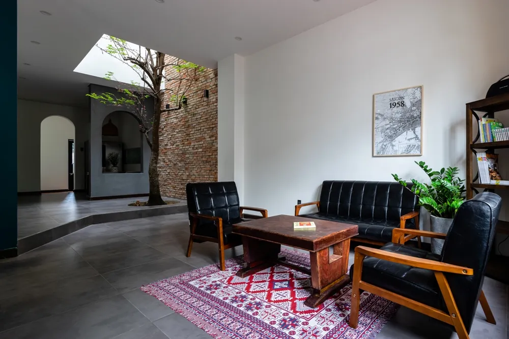 ngoi-nha-danh-cho-con-gai-ruou-7