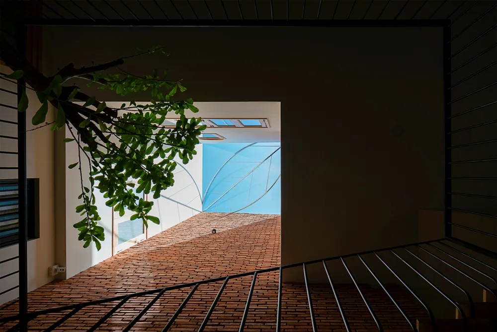 nha-trong-nha-o-Da-Nang-8