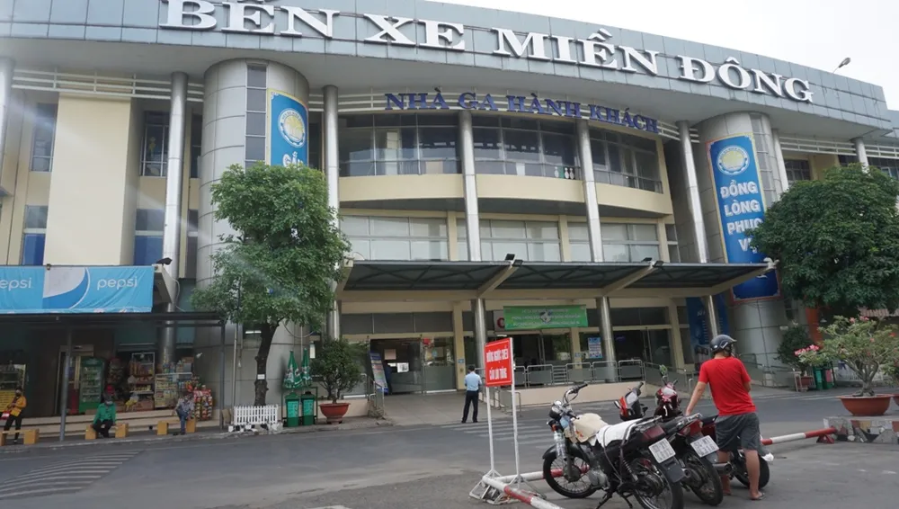 ben-xe-hoat-dong-tro-lai-12