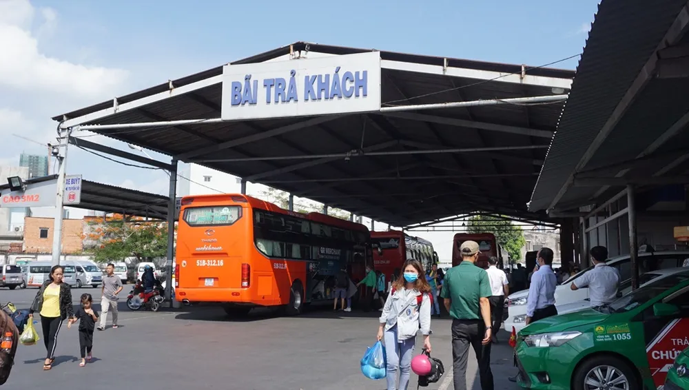 ben-xe-mien-tay-sau-le-1ben-xe-mien-tay-sau-le-1