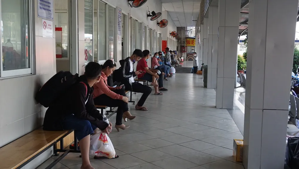 ben-xe-mien-tay-sau-le-7