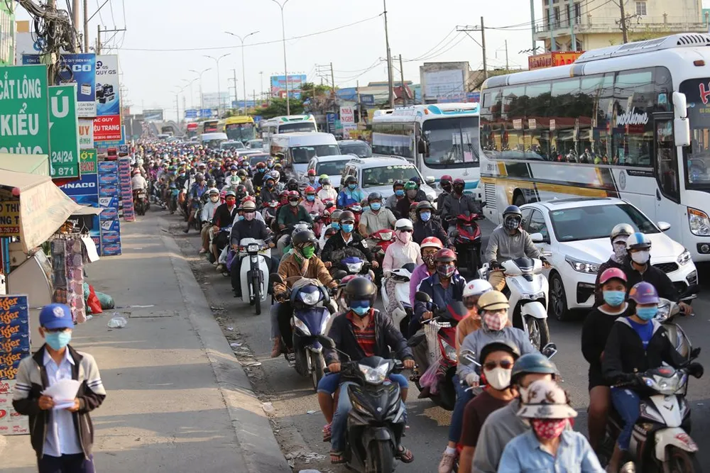 ket-xe-cua-ngo-phia-tay-10