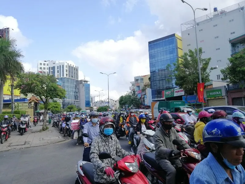 ket-xe-duong-Cong-Hoa-1